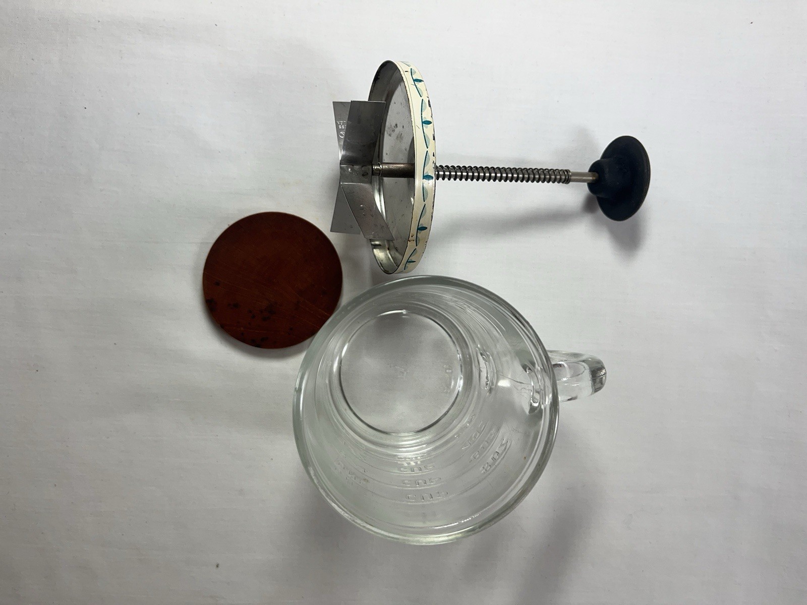 VTG Anchor Hocking Glass Food & Nut Chopper and Measuring Cup Androck Stainless