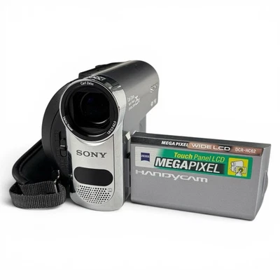 SONY HANDYCAM DCR-HC62E CAMCORDER MINI DV TAPE VIDEO CAMERA Carl Zeiss 25x Opt - Bild 1 von 4