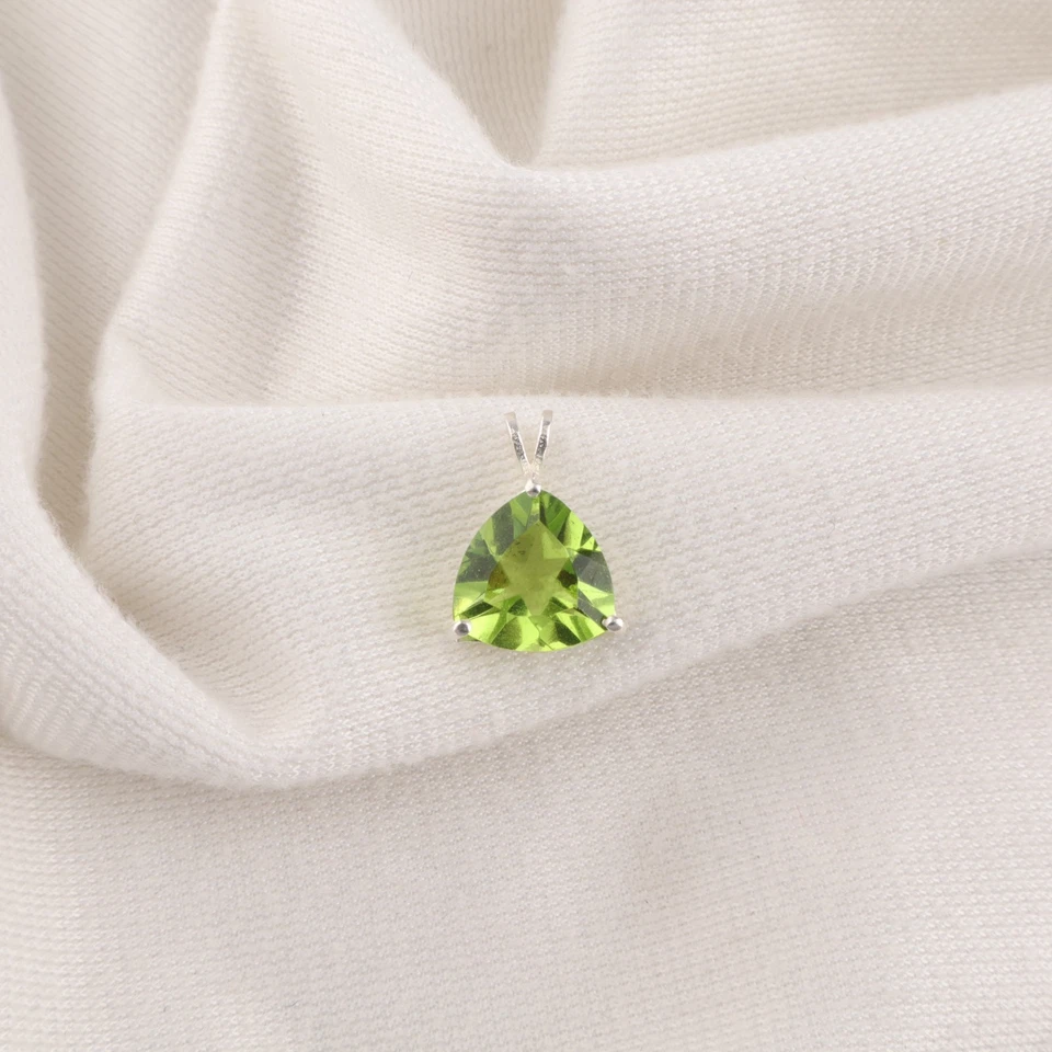 Peridot Gemstone 925 Sterling Silver Pretty Pendant 0.58" Women Jewelry For WIfe - Image 2 of 4