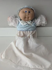 Vintage 1985 Cabbage Patch Preemie doll Gown outfit blue Eyes Coleco Ok Factory