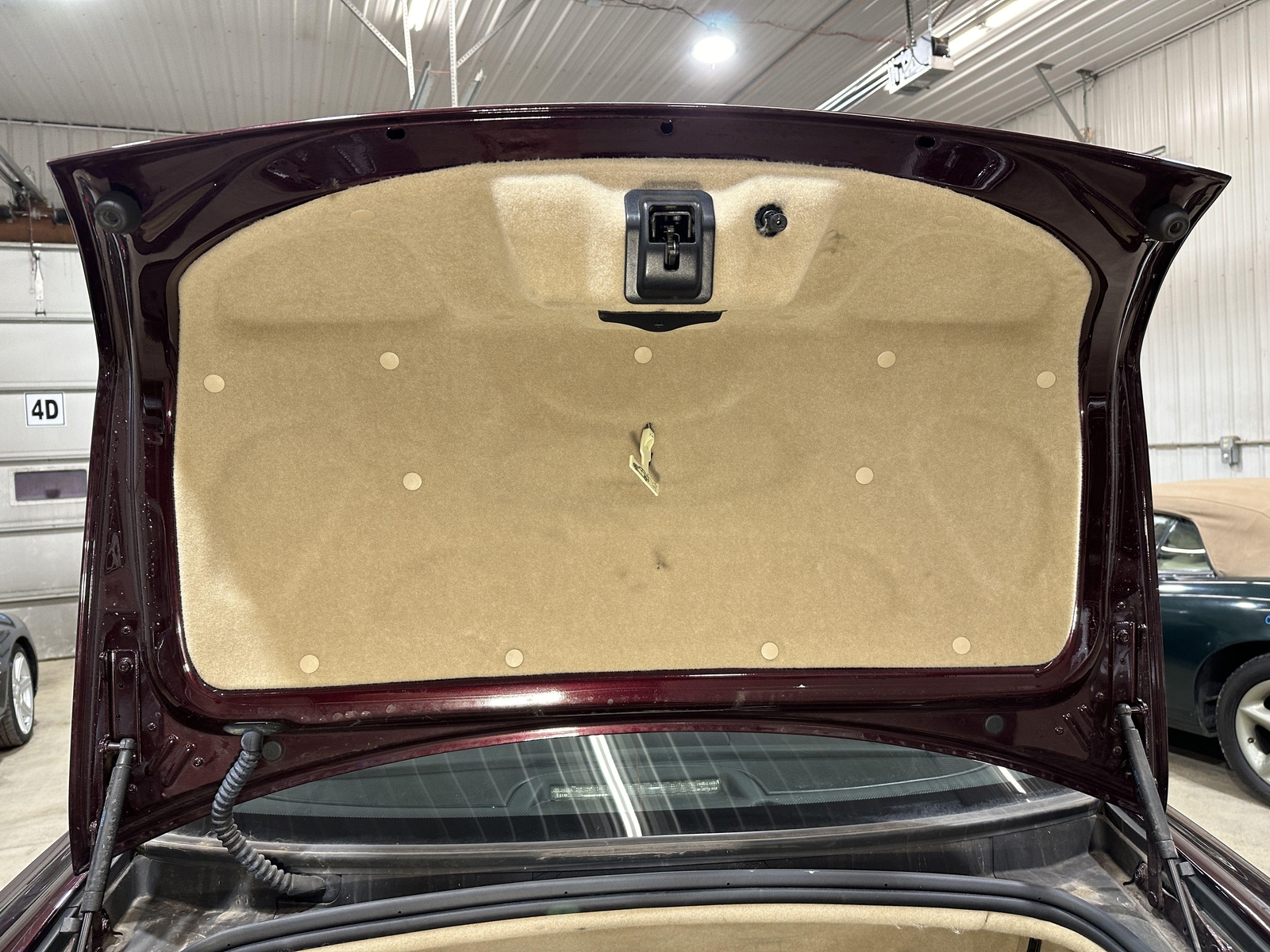 09 MASERATI QUATTROPORT REAR TRUNK DECKLID TAIL GATE BORDEAUX PONTEVECCHIO BPM