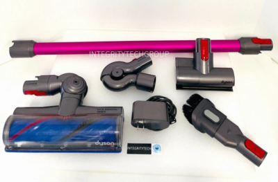 Dyson V8 スティッククリーナー 赤・紫 Amazon.com - Dyson V8 Animal Extra De-Tangle Cordfree Vacuum with