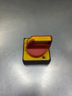 Moeller H-PKZ2 Ser. Nr.01 Yellow/Red Switch Handle.                        4A-34