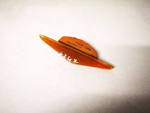 Ford Mondeo 2001 Clear Side Repeaters Right 1s7113k309ab, 1s71-13k #1285596-34