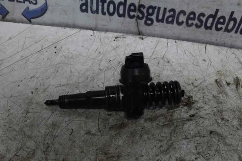 038130073AG Inyector para VOLKSWAGEN GOLF IV BERLINA (1J1)(10.1997) * 2810841 - Imagen 2 de 3
