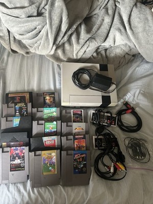 Nintendo NES Console Lot w/ HDMI Cable, 2 Controllers, Games