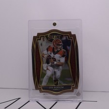 2020 Select Joe Burrow Die Cut Premier Level Copper 351/355 Rookie Card!. rookie card picture