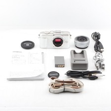 740shot  MINT  Olympus Pen E-PL9 Mirrorless Digital Camera White w/ 14-42mm Japan