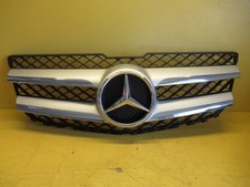 *Originalteil* NEU - 1A Kühlergrill Mercedes GLK Typ X204 silber A2048802983 *Originalteil* NEU - 1A Kühlergrill Mercedes GLK Typ X204 silber A2048802983