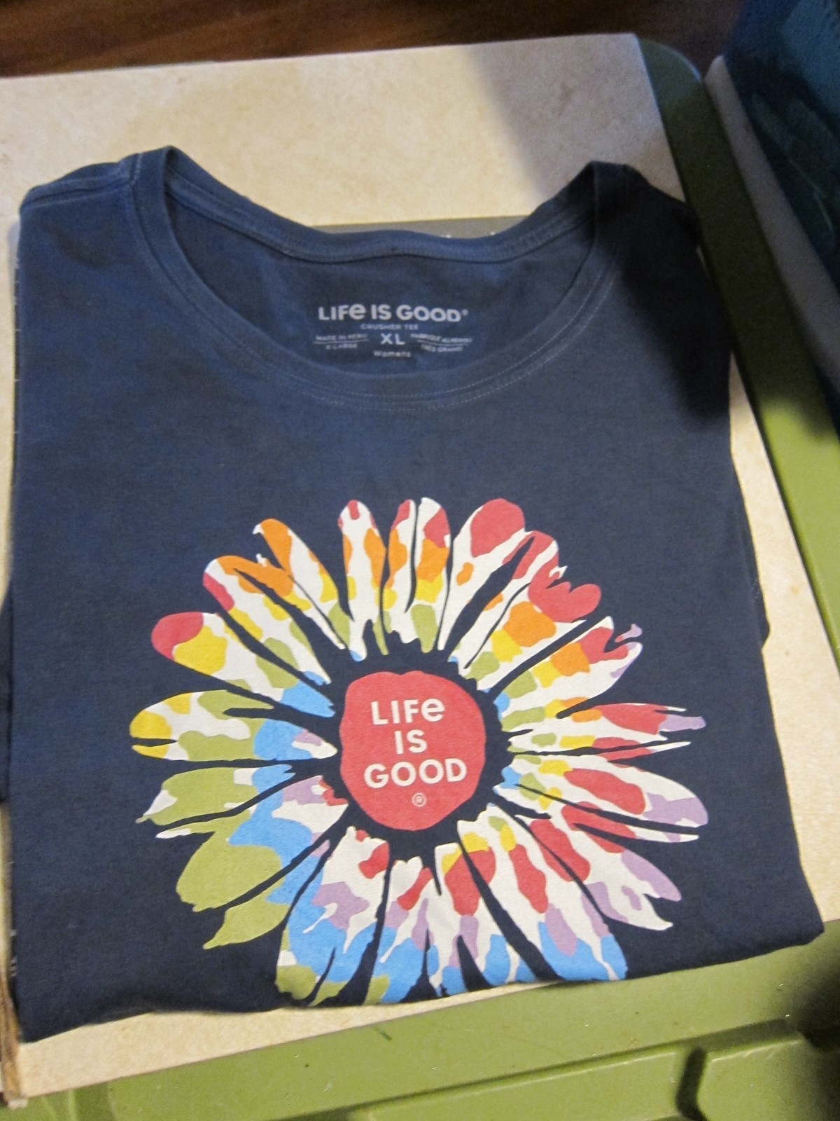Life is Good Short Sleeve Crusher T Shirt XL Blue wit Multi Color Flower