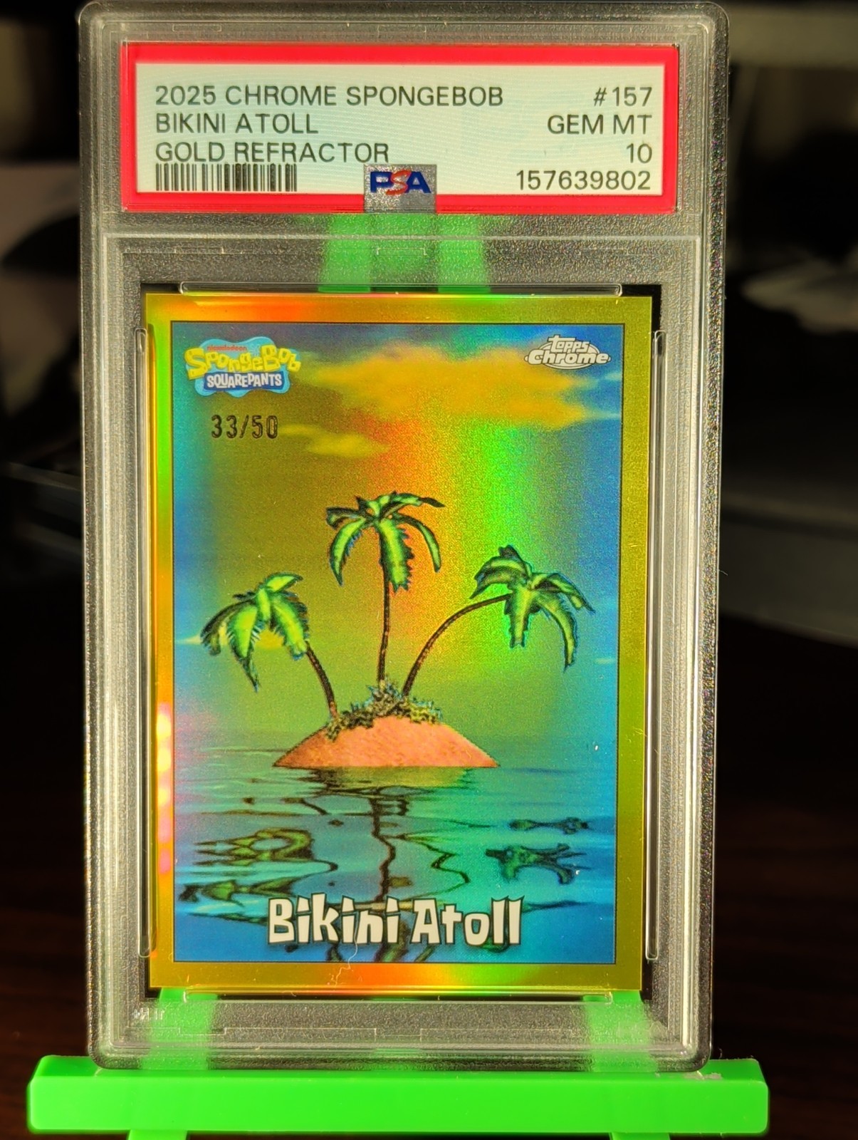 2025 Topps Chrome SpongeBob SquarePants No157 Bikini Atoll Gold Refractor #33/50 view 3