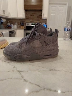 Air Jordan 4 Kaws Size 9 Grey Sneakers used a little no box 