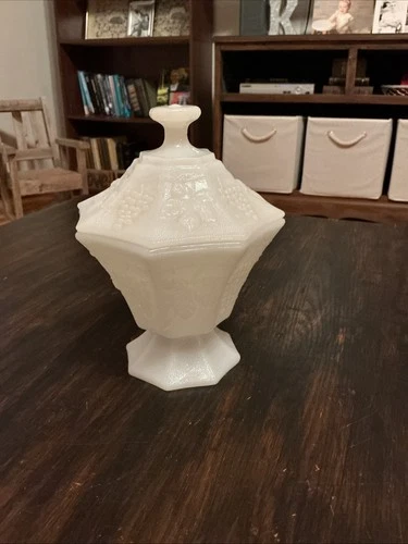 Vintage Anchor Hocking Milk Glass Pedestal Candy Dish with Lid - Harvest Grape