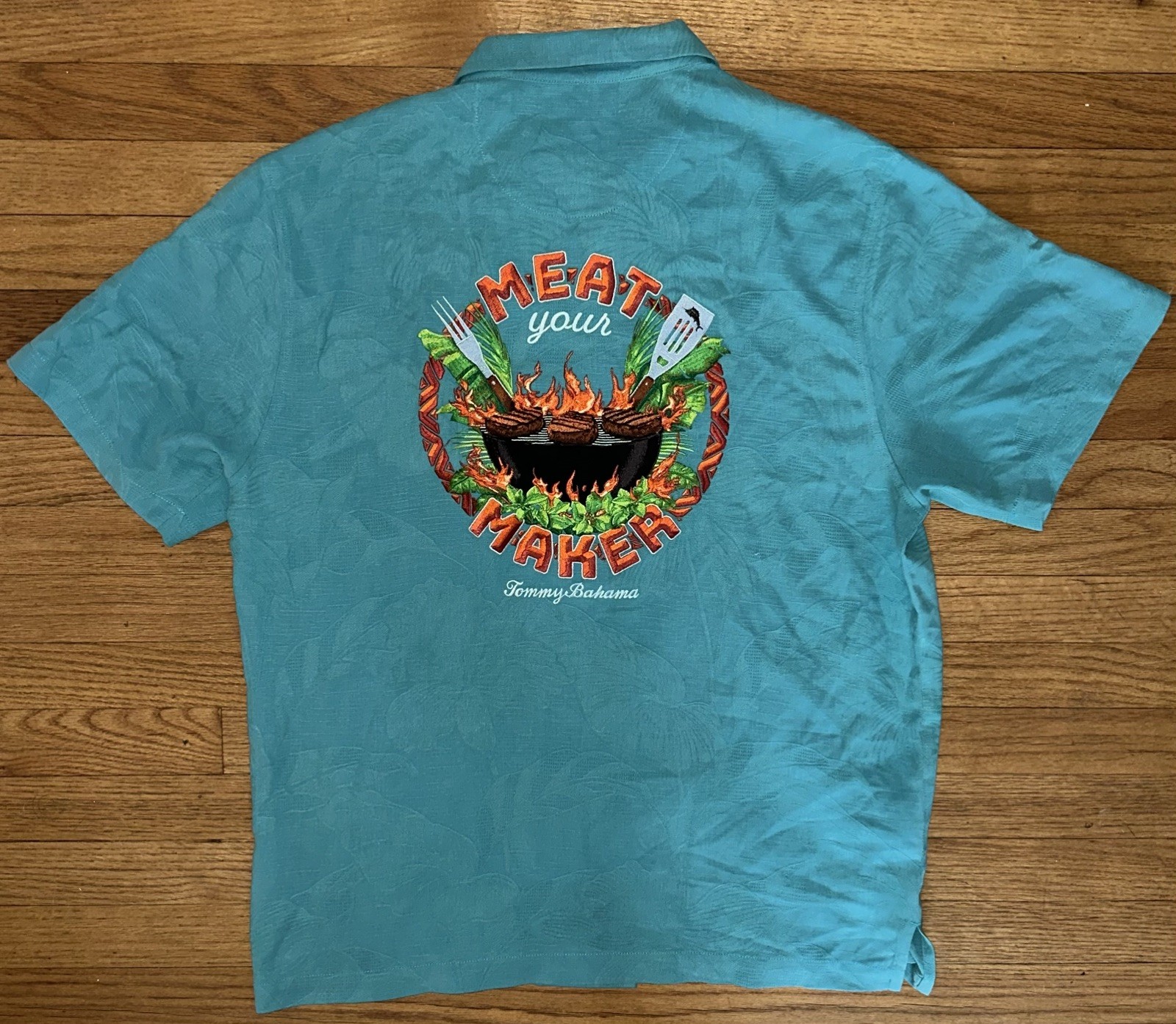 Camisa de campamento de seda bordada Tommy Bahama Meat Your Maker para hombre grande nueva con etiquetas