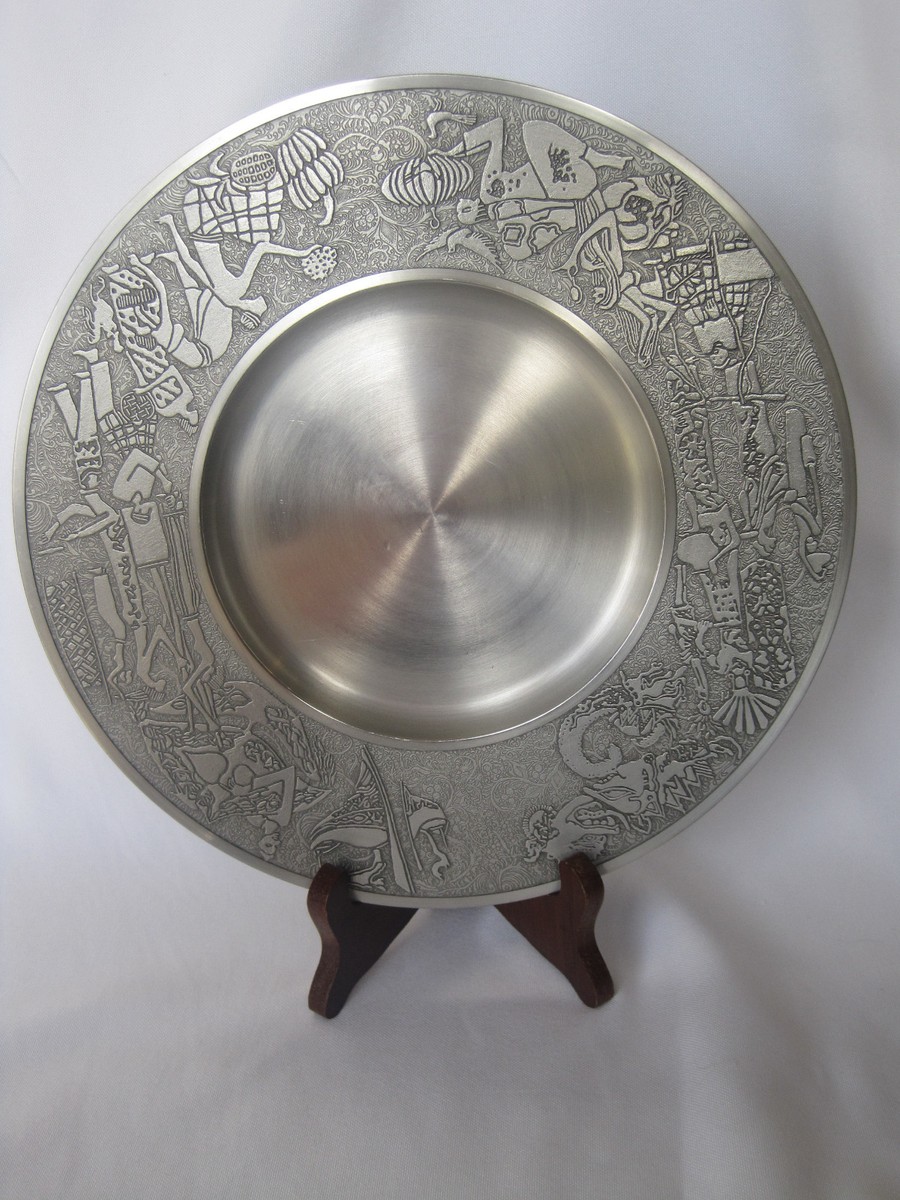 Collectable Royal Selangor Pewter Plate, 9 1/2