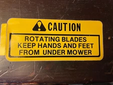 SNAPPER SAFETY DECAL, CAUTION ROTATING BLADES, NOS
