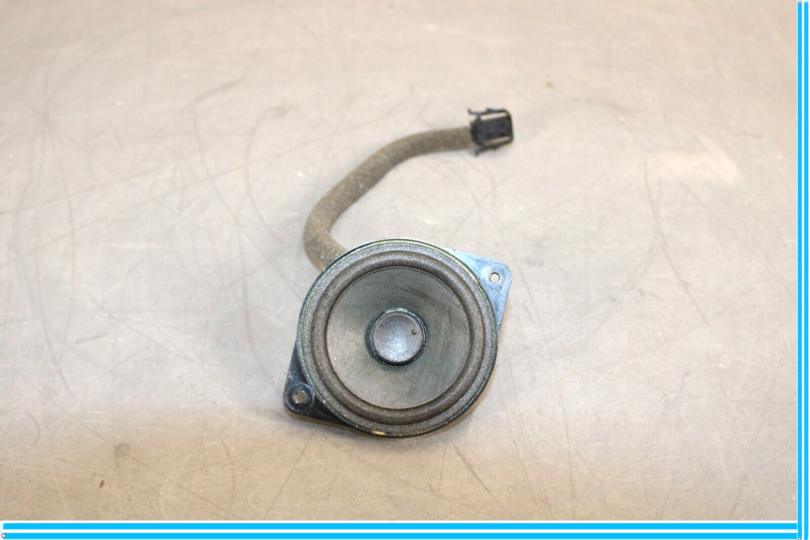 Bentley Continental 2006-2012 Front Left Speaker