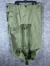 Vintage US Military Duffle Bag Backpack Green Army Surplus Outerwear