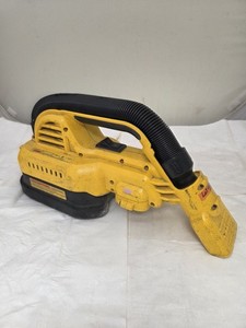 DEWALT DCV517 20V MAX Cordless 1/2 Gallon Wet Dry Vacuum Tool Only Lot 1538