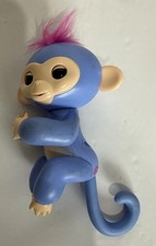 WowWee Fingerlings: Blue with Pink Hair Baby Monkey TESTED WORKS Talks