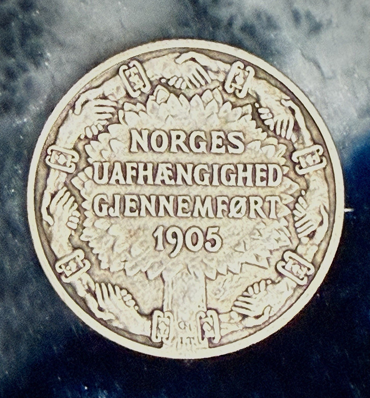 Norway 2 Kroner Coin Brooch Pin "Norges Uafhængighed" Silver Metal Round