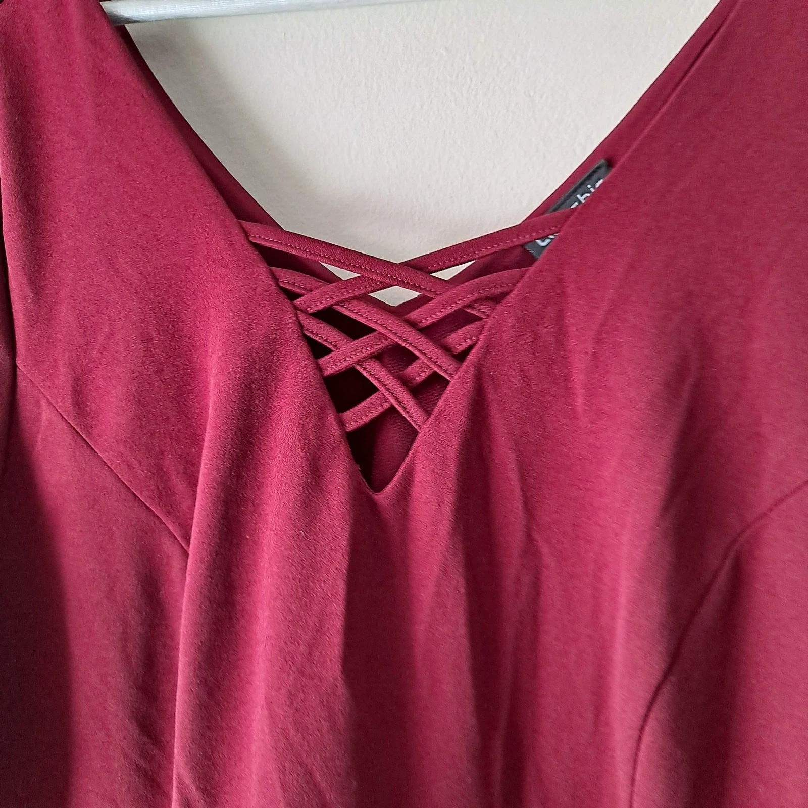 VALENTINO Abito pattinatore City Chic scollo incrociato maniche a gomito ginocchio rubino donna taglia XL