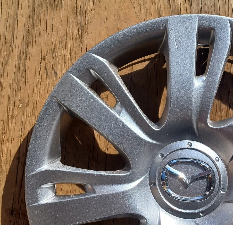 Mazda 2 hubcap 2011- 2014 fits 15" wheels, part # 56556, DR61 37 170 Repainted - Image 2 of 4