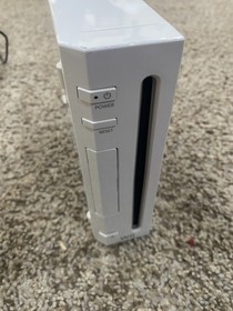 Nintendo Wii Console RVL-001 GameCube Game Compatible Console Only TESTED