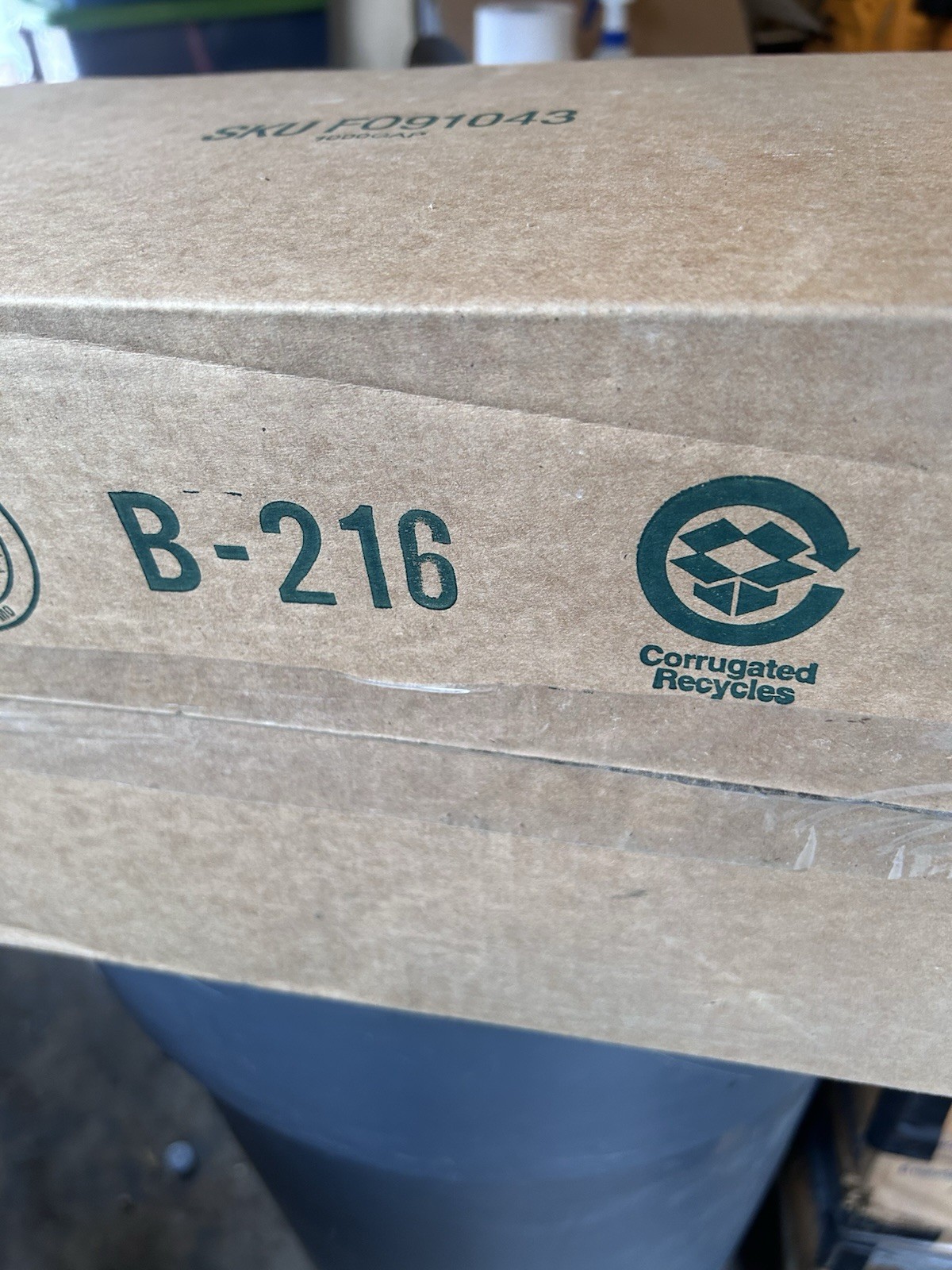 NEW Rubbermaid Sanitary Napkin Receptacle 6140 w/ Rigid Liner  6141 Bag