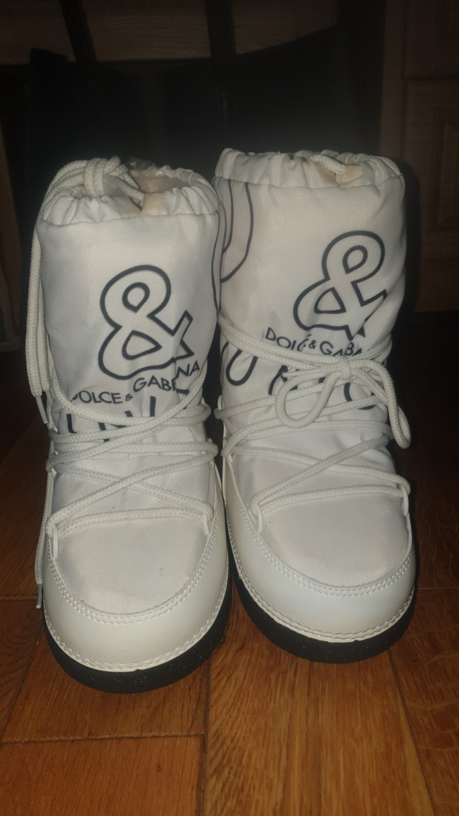 Dolce & Gabbana Vintage White as Snow Moon Boots
