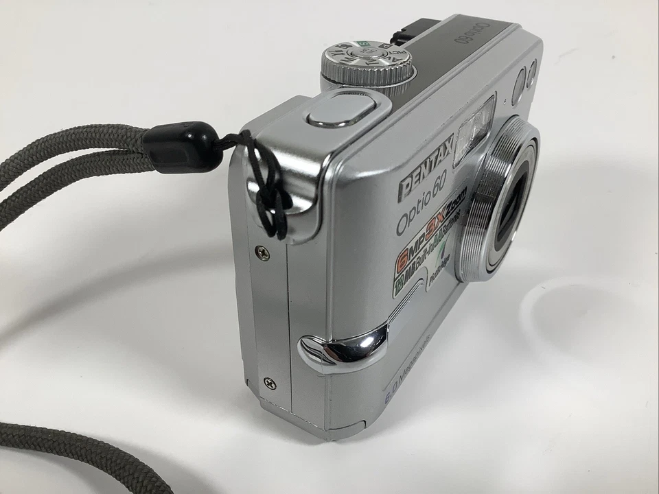 Pentax Optio 60 6MP 3x Zoom Digital Camera - PARTS OR REPAIR - READ DESCR - - Image 2 of 4