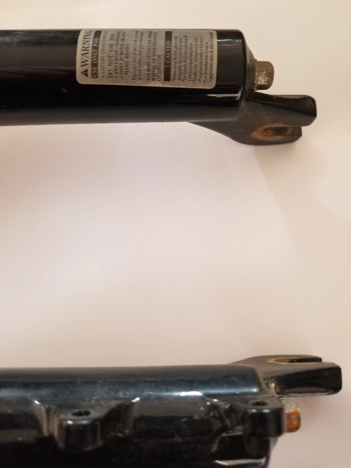 Suspensión Sr Suntour XCM V2 | 1 pulgada roscada 26 pulgadas 100 mm solo tubo de viaje plateado Foto 3 de 4