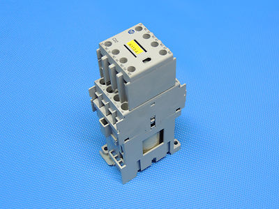 Allen Bradley Schütz 100-C09D*10 +100-F   24V DC Ser.A     inkl. Rechnung
