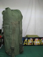 US Military Army Duffle Duffel Bag OD Green Nylon Top Load Very Good