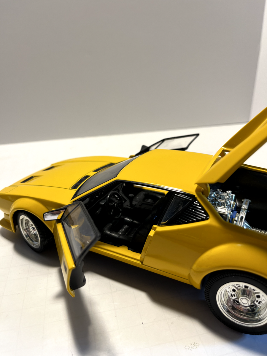 1:18 Hotwheels De Tomaso Pantera; Yellow Diecast; Used for Display
