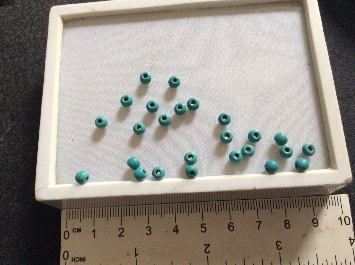 Perles Naturelles En Turquoise - Enfilées - DIY Bijoux - NEUF Sans Emballage