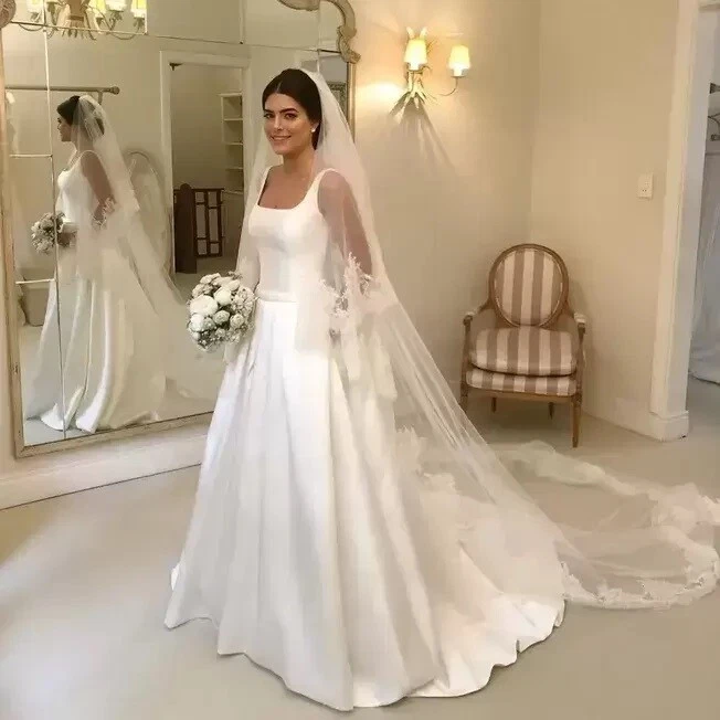 Elegantes Vestidos de Novia Cuello Cuadrado con Bolsillos Espalda Sin Satén Vestido de Novia Foto 4 de 4