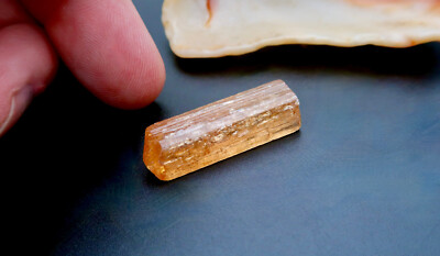 EXCEPTIONAL AAAAA BRAZILIAN IMPERIAL TOPAZ GEM CRYSTAL SPECIMEN - 26.60cts