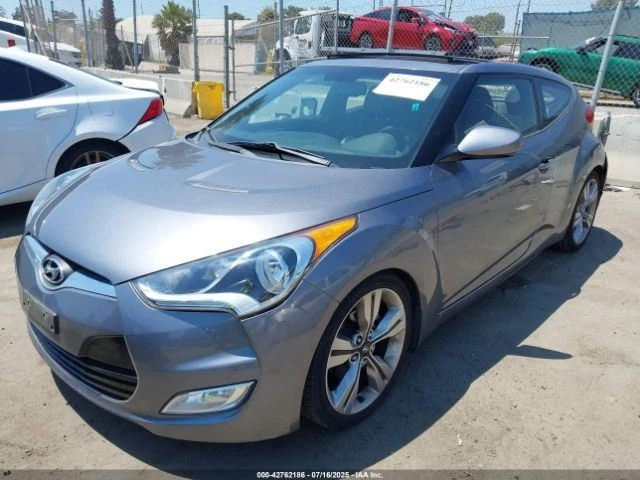 BLK LEFT FRONT DOOR TRIM PANEL 2015 HYUNDAI VELOSTER Foto 3 de 4