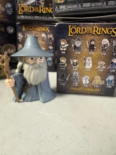 New ListingFunko Lord of the Rings Mystery Minis Galdalf LOTR