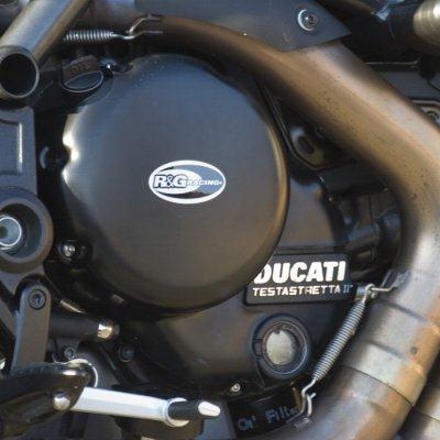 Couvre carter d'embrayage R&G protégeant le moteur des chocs sur Diavel 1200