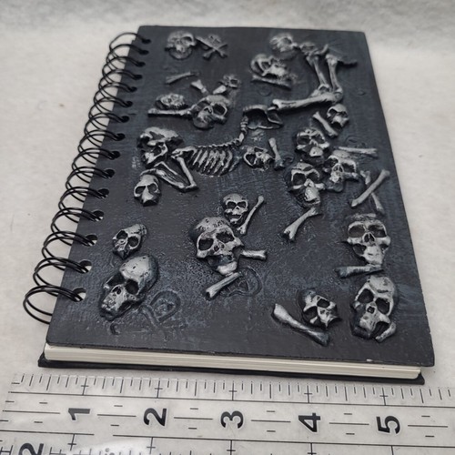 Skull & Skeleton Resin covered writing journal / drawing pad 80 pages. 8" X 5.5" - Picture 5 of 7
