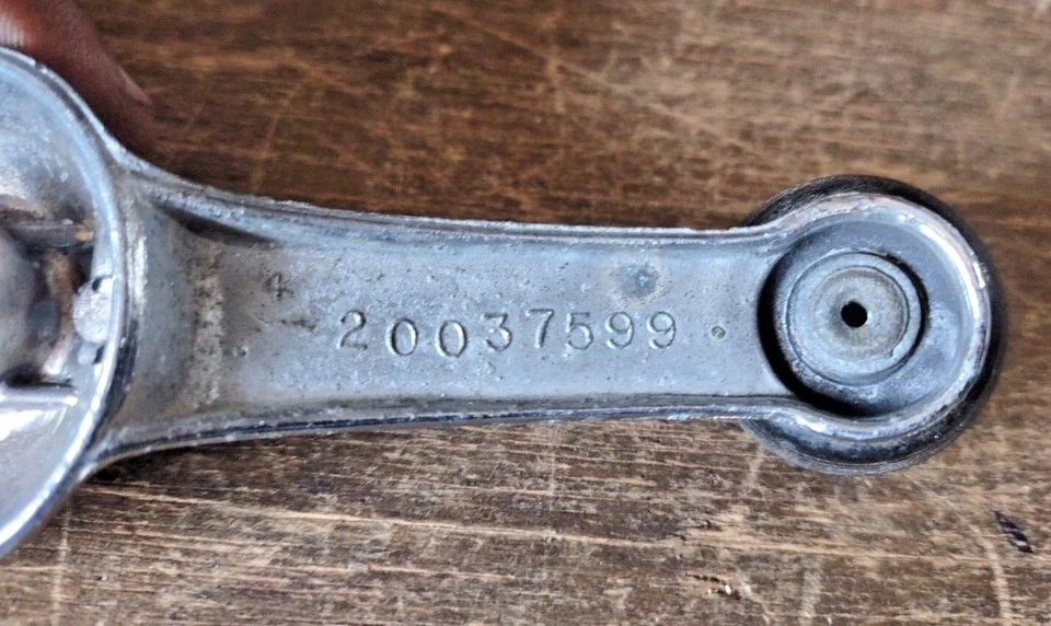 Manivela de maçaneta de janela porta esquerda direita Chevrolet Corvette Camaro fabricante de equipamento original 1968-81 FC-9 - Imagem 3 de 4