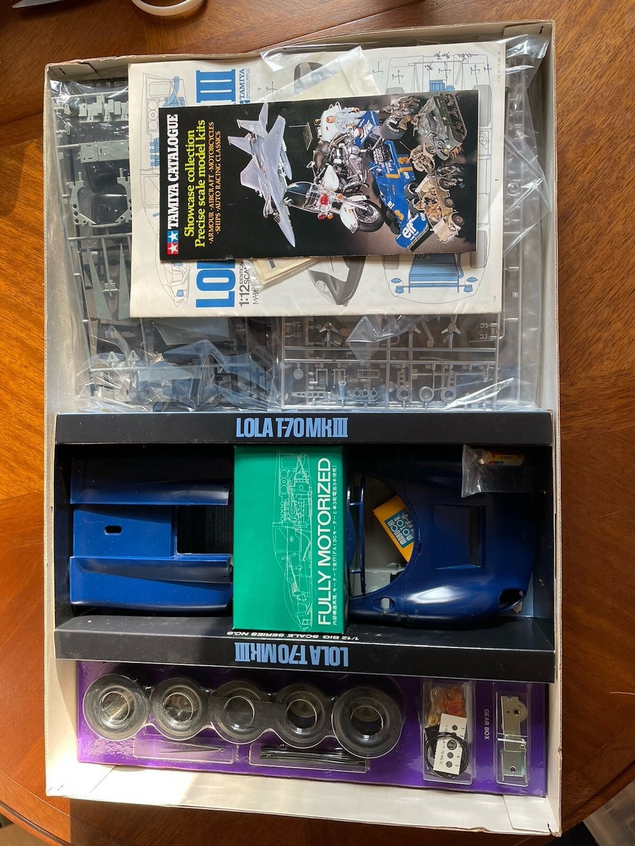 TAMIYA 1/12 LOLA T70 MKIII MOTORIZED #1215 BIG SCALE Rrare TAMIYA 1/12 LOLA T70 MKIII MOTORIZED #1215 BIG SCALE Rrare