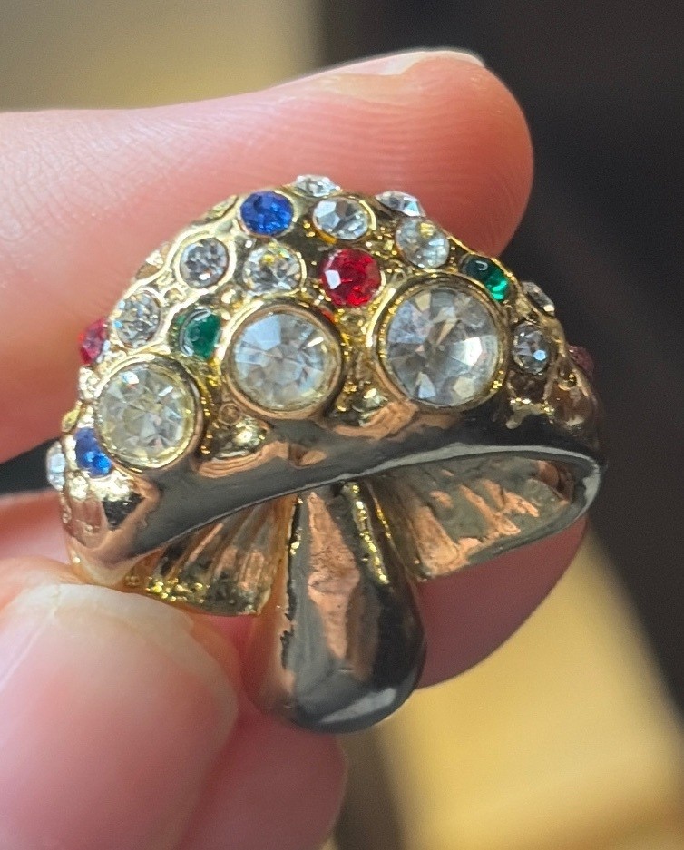 Whimsical Gold Tone Mushroom Brooch