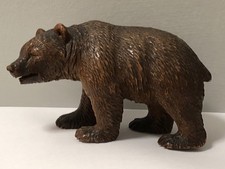 STUNNING VINTAGE BLACK FOREST CARVED WOODEN BEAR FIGURE 