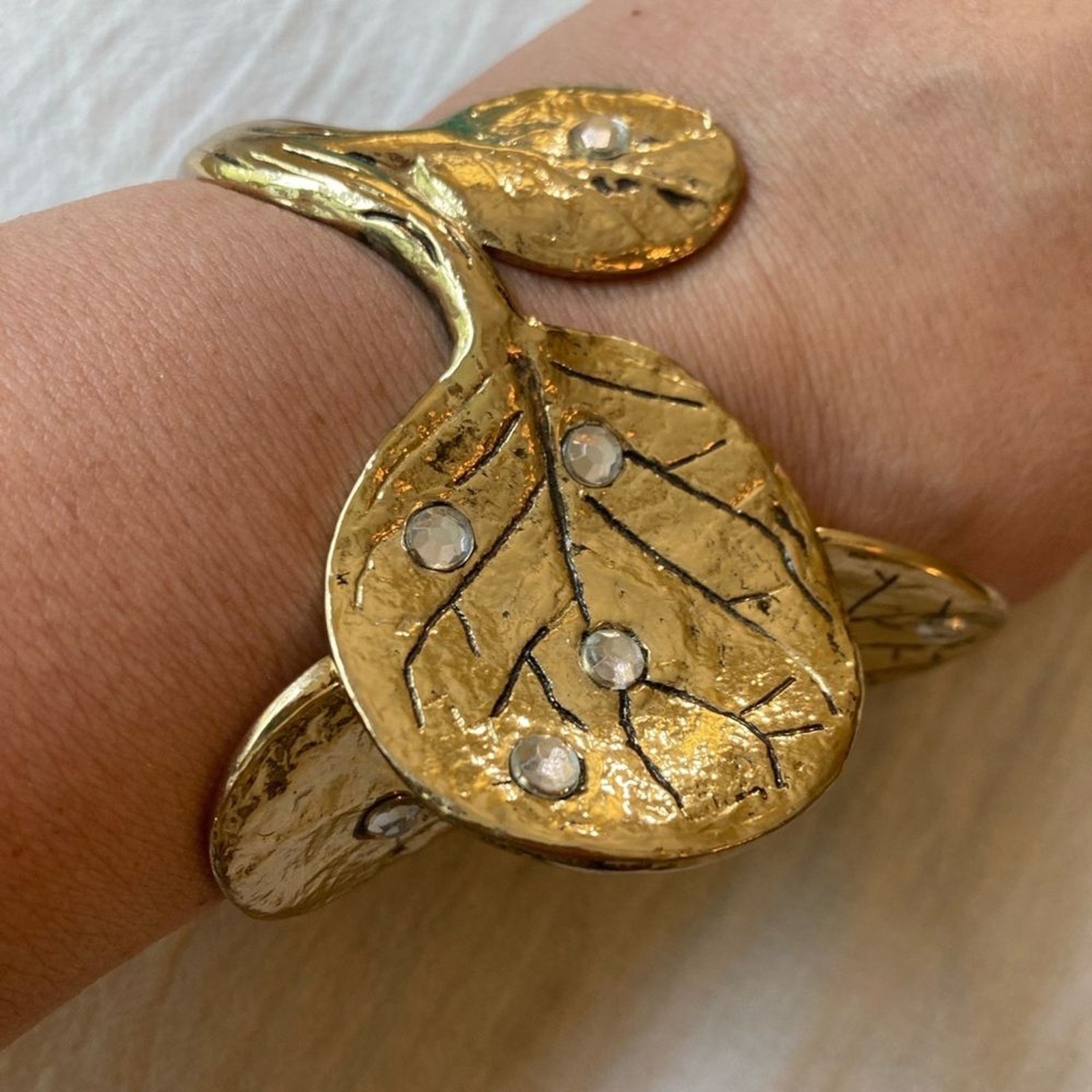 Chunky Statement Leaves Hinged Bangle Bracelet - image 13