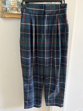 Urban Outfitters Women's Scottish Plaid Tapered Pleated Pants Size Small