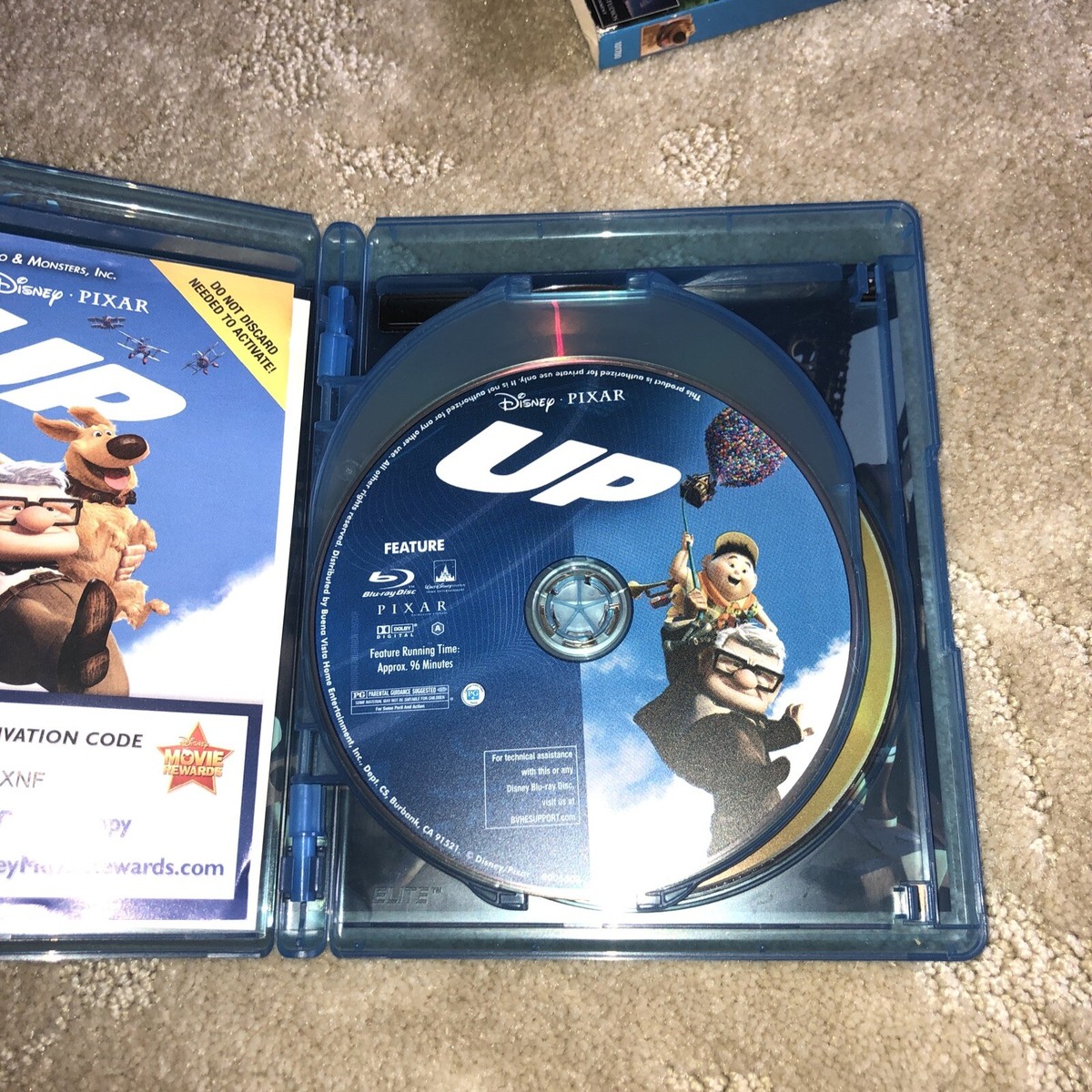 Disney Blu-ray4点セット Up Disney Blu-ray DVD 4-Disc Set Includes Digital Copy
