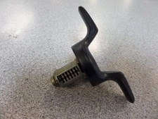 STRATTEC 700845 OEM CHEVROLET S10 BLAZER TAILGATE LOCK CYLINDER 1982-1994